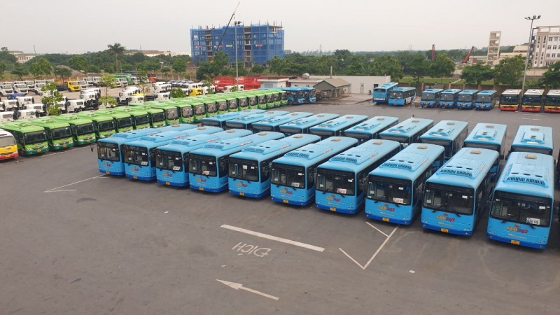 Xe buýt Hà Nội sụt giảm sản lượng, doanh thu bán vé
