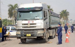 Hà Nội: Tăng cường kiểm tra, xử lý vi phạm về tải trọng phương tiện
