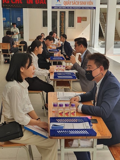 Đà Nẵng: Nhiều doanh nghiệp khó tuyển đủ lao động