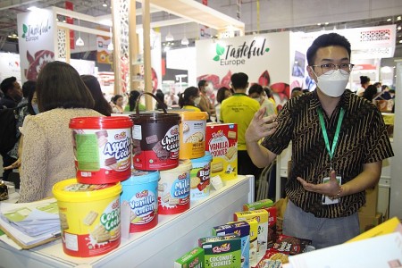 Doanh nghiệp Ba Lan, Indonesia muốn xuất khẩu trái cây, bánh kẹo sang Việt Nam