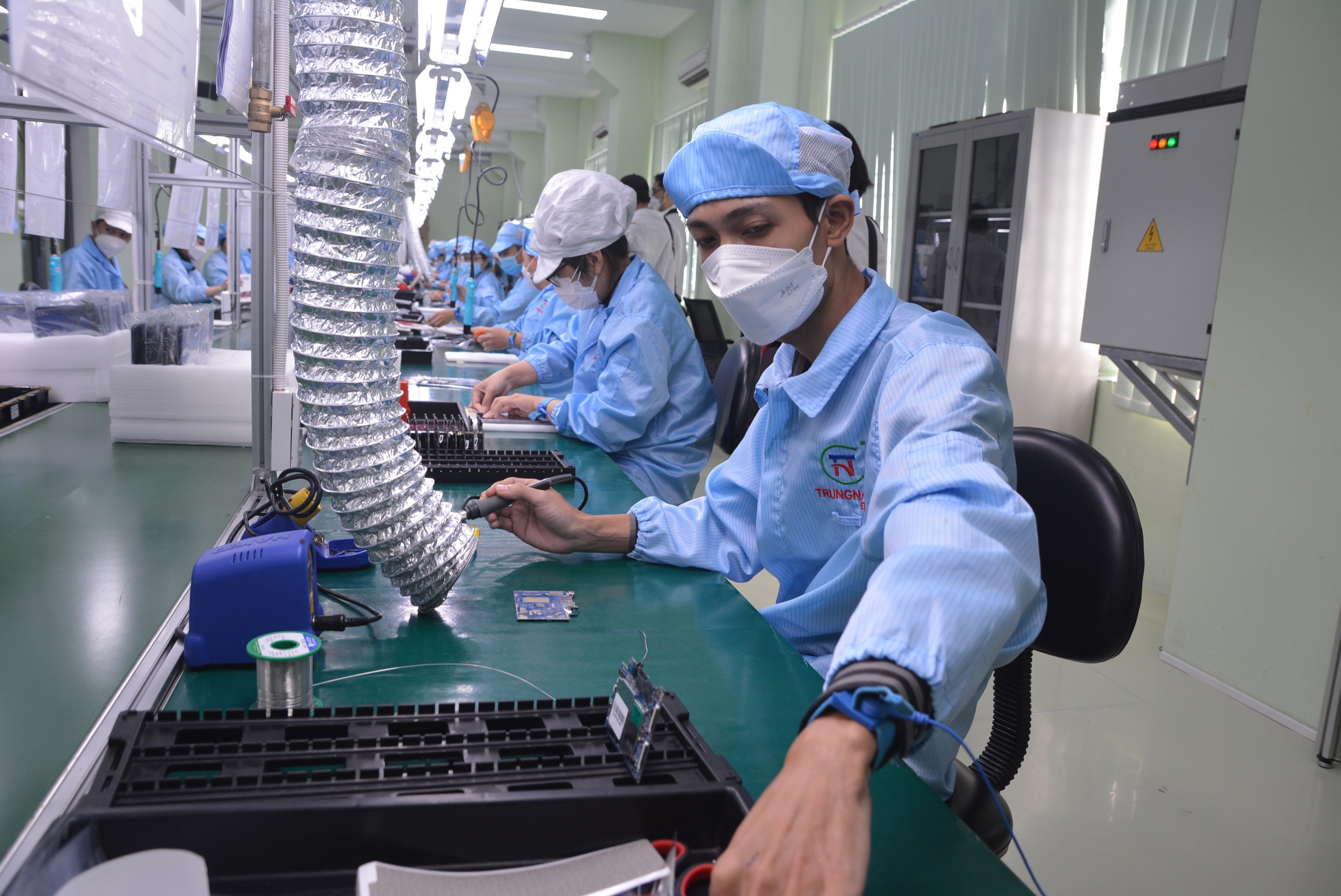 Đà Nẵng: Đề nghị tạo điều kiện để doanh nghiệp vay vốn phục hồi sản xuất