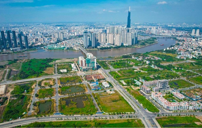 Dự báo thị trường bất động sản Hà Nội và TP. Hồ Chí Minh năm 2023