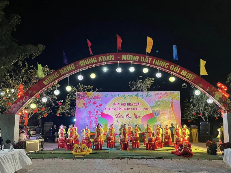 Thường Tín: Khai hội hoa xuân và Khai trương năm du lịch 2023 tại xã Hồng Vân