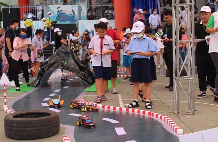 Phát động cuộc thi STEM Robot Challenge lần thứ 7