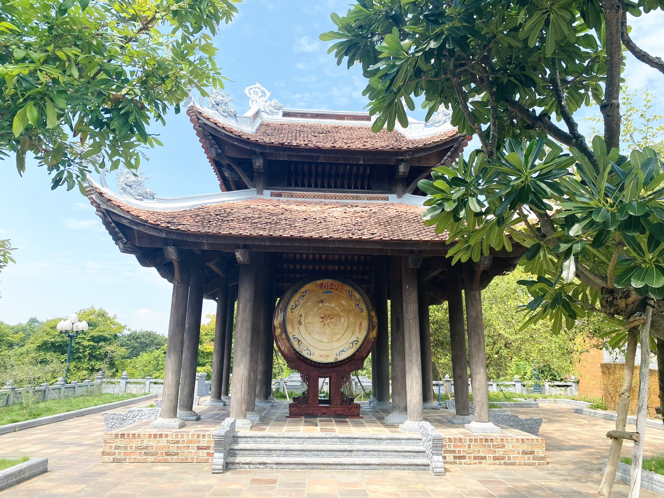 Về thăm đền Chung Sơn - Đền thờ gia tiên Chủ tịch Hồ Chí Minh