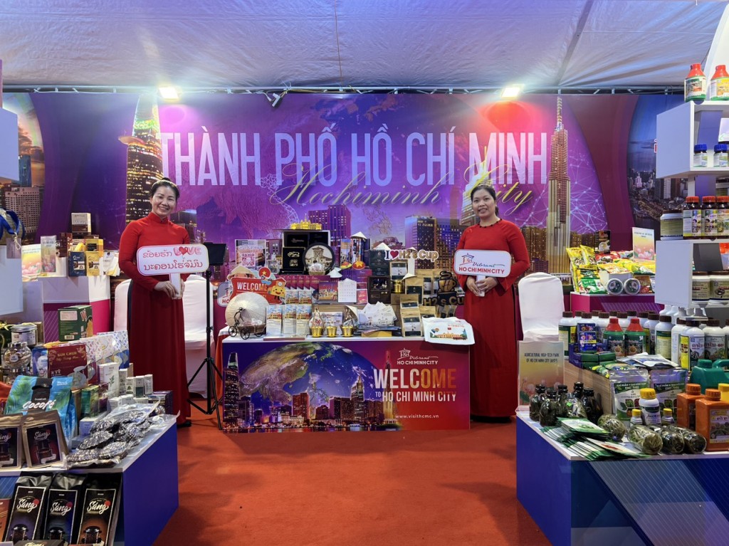 TP.HCM quảng bá du lịch tại Singapore và Lào