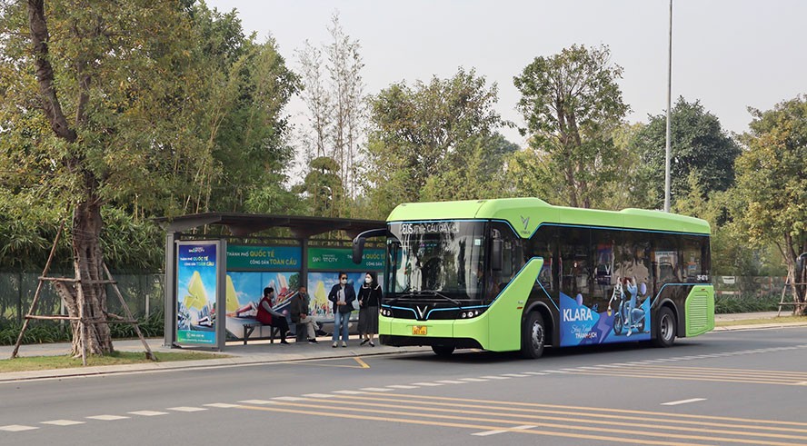 Hà Nội phấn đấu tăng tỷ lệ vận tải hành khách công cộng