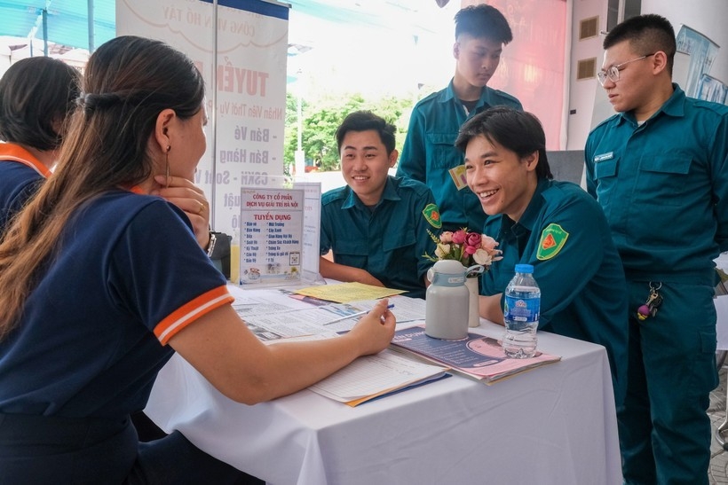Hơn 2.000 cơ hội việc làm tại Phiên giao dịch việc làm lưu động quận Ba Đình năm 2024
