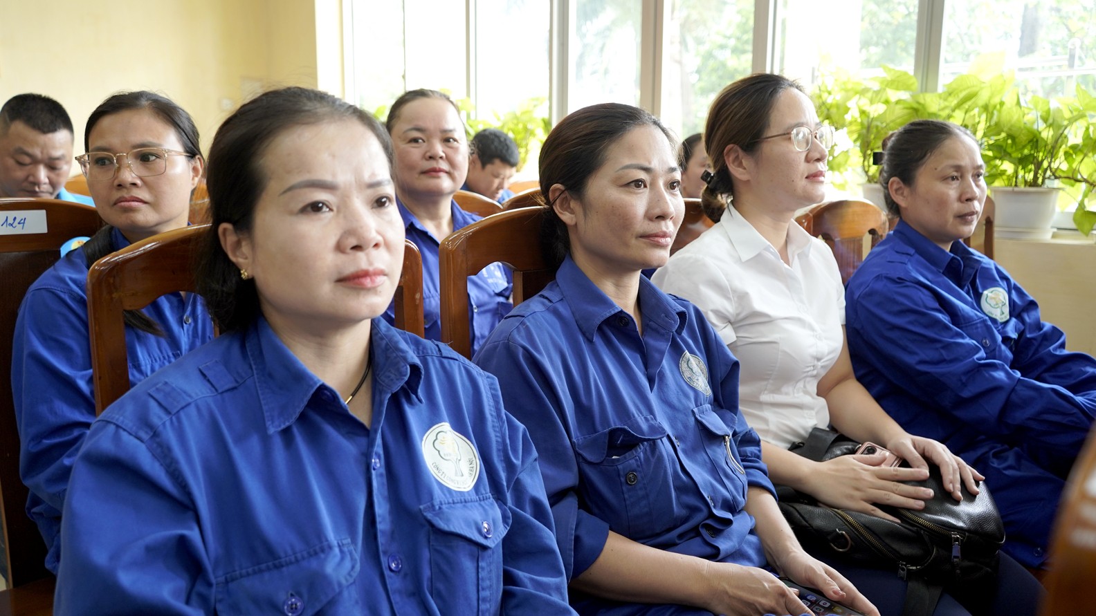 TRỰC TUYẾN: Chuyên đề "Phổ biến pháp luật về An toàn vệ sinh lao động và bảo hiểm xã hội”