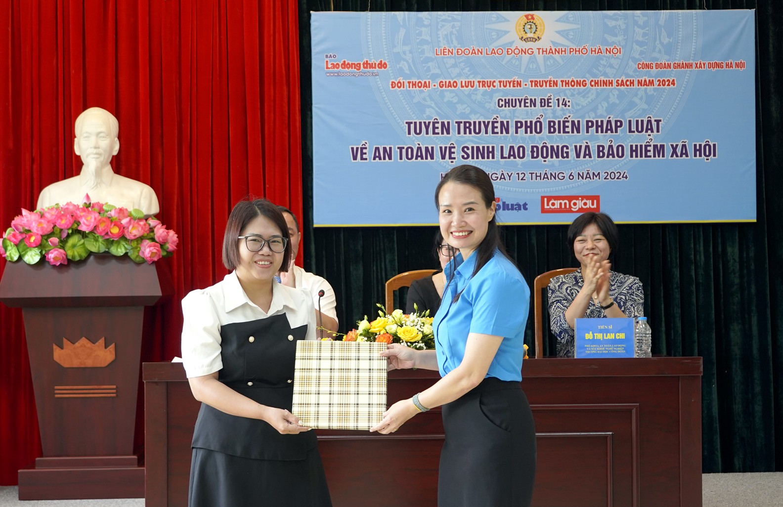 TRỰC TUYẾN: Chuyên đề "Phổ biến pháp luật về An toàn vệ sinh lao động và bảo hiểm xã hội”