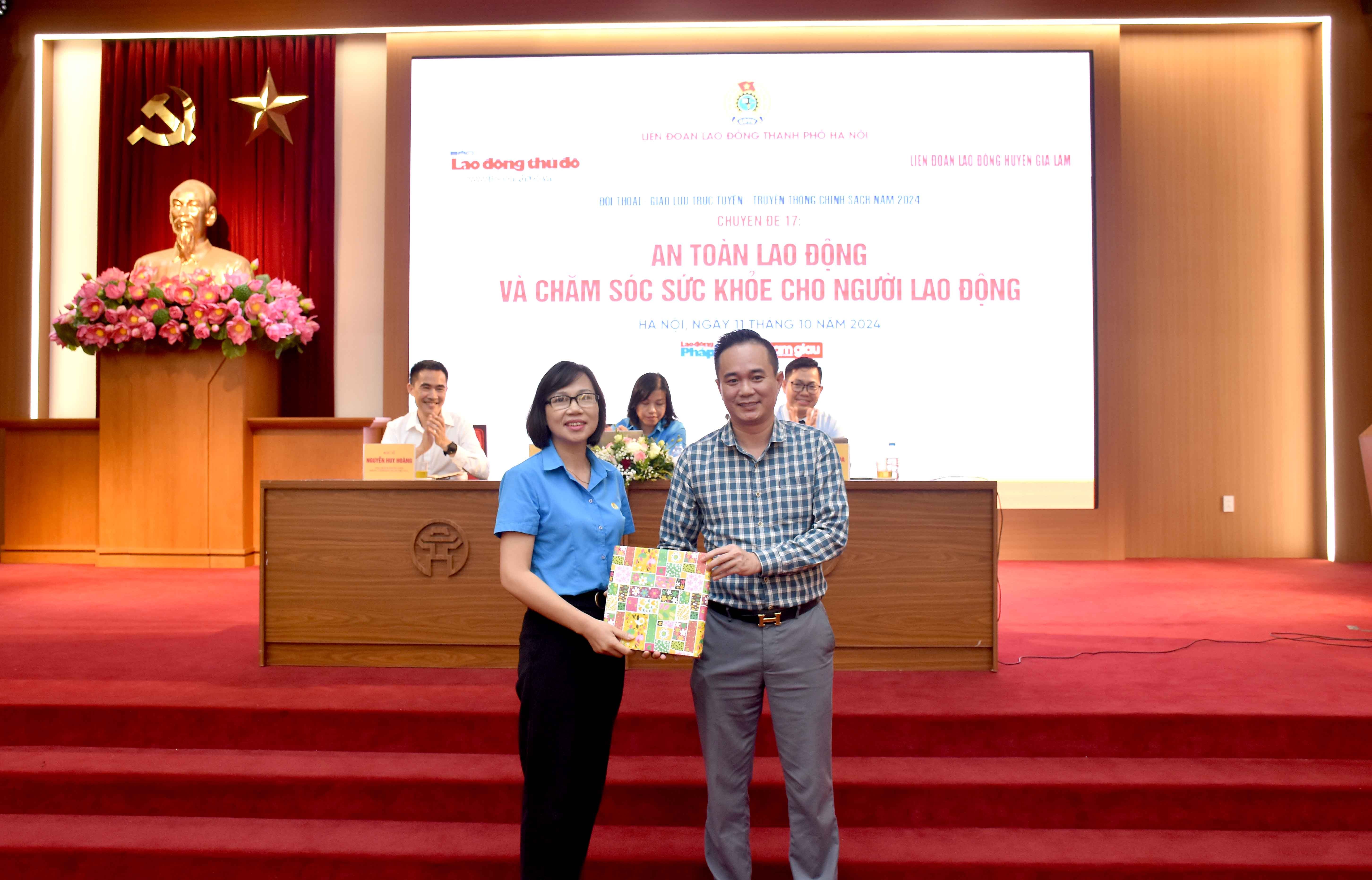 TRỰC TUYẾN: Chuyên đề “An toàn lao động và chăm sóc sức khỏe cho người lao động”