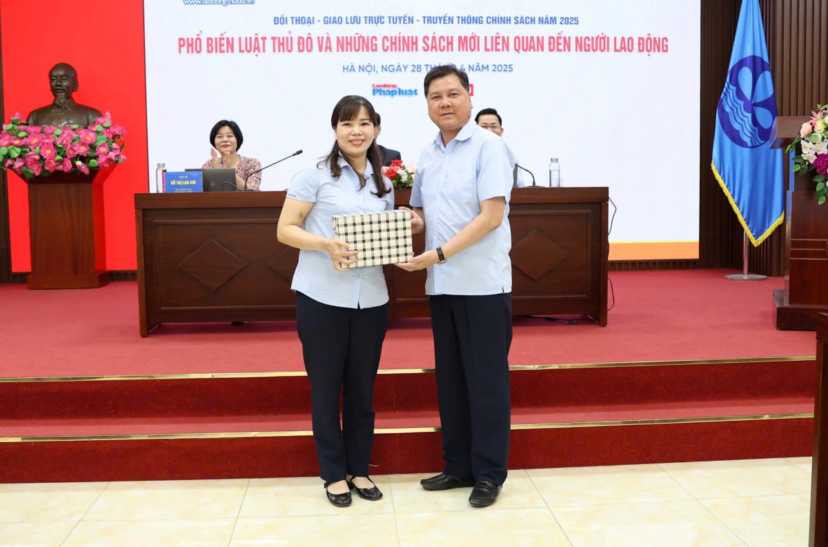 TRỰC TUYẾN: Phổ biến Luật Thủ đô và những chính sách mới liên quan đến người lao động