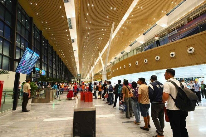 Khai thác đường bay nội địa của Vietnam Airlines ở Nhà ga T3 từ 17/3