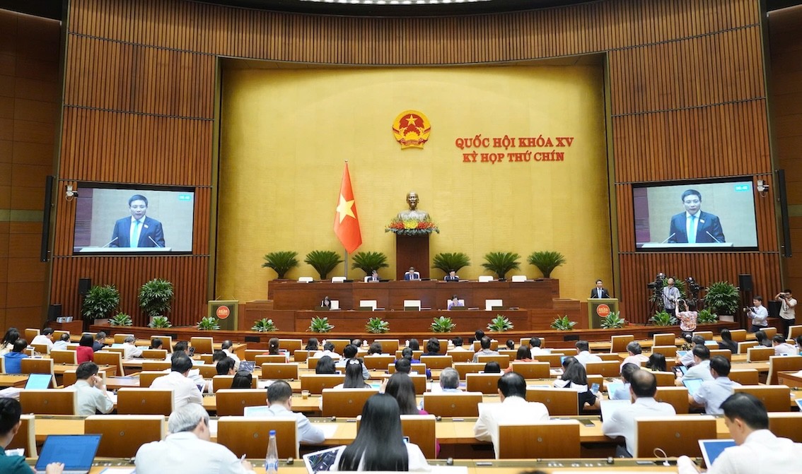 Phân cấp cho Chính phủ điều chỉnh dự toán, mức vay, bội chi của địa phương