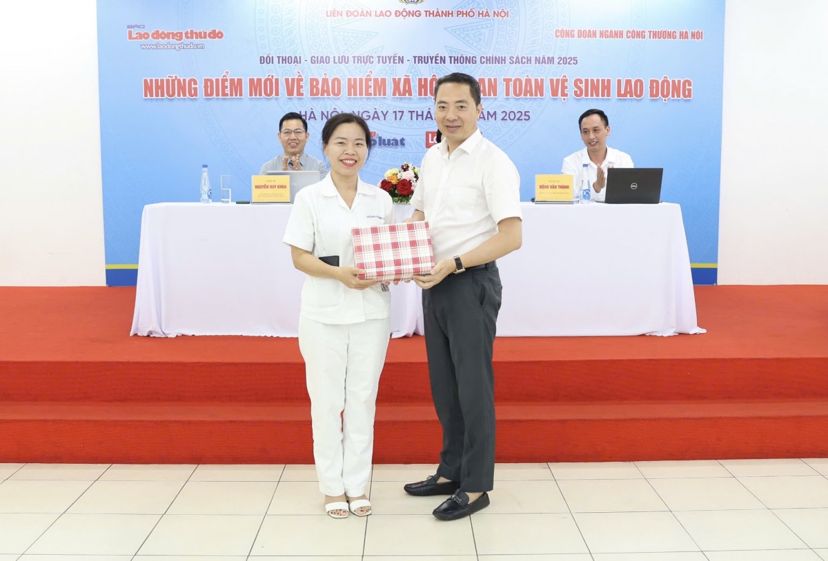 TRỰC TUYẾN: Những điểm mới về bảo hiểm xã hội và an toàn vệ sinh lao động