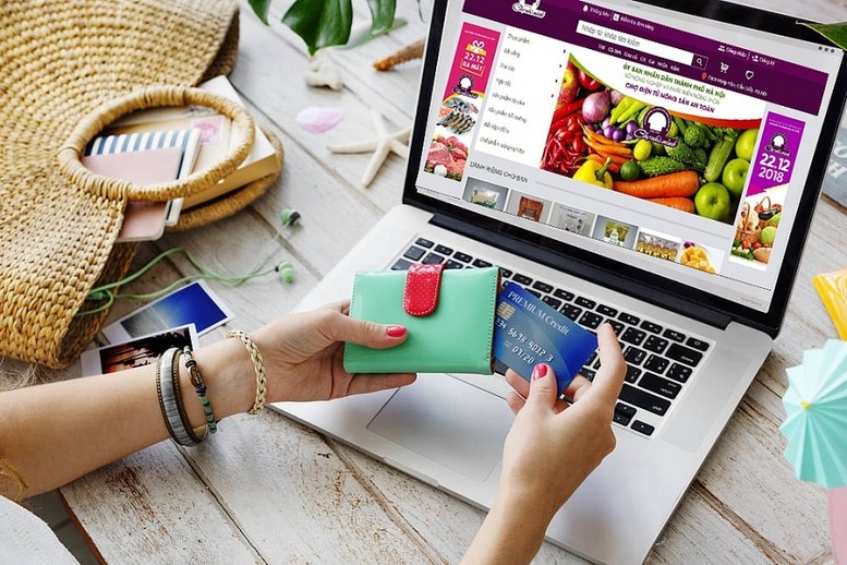 Hơn 80.000 shop rời sàn thương mại điện tử