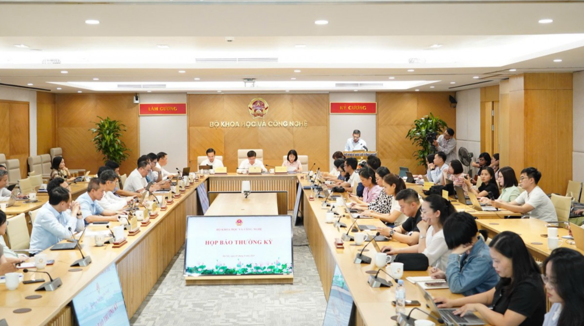 Tạo môi trường làm việc vượt chuẩn để hút nhân lực khoa học công nghệ