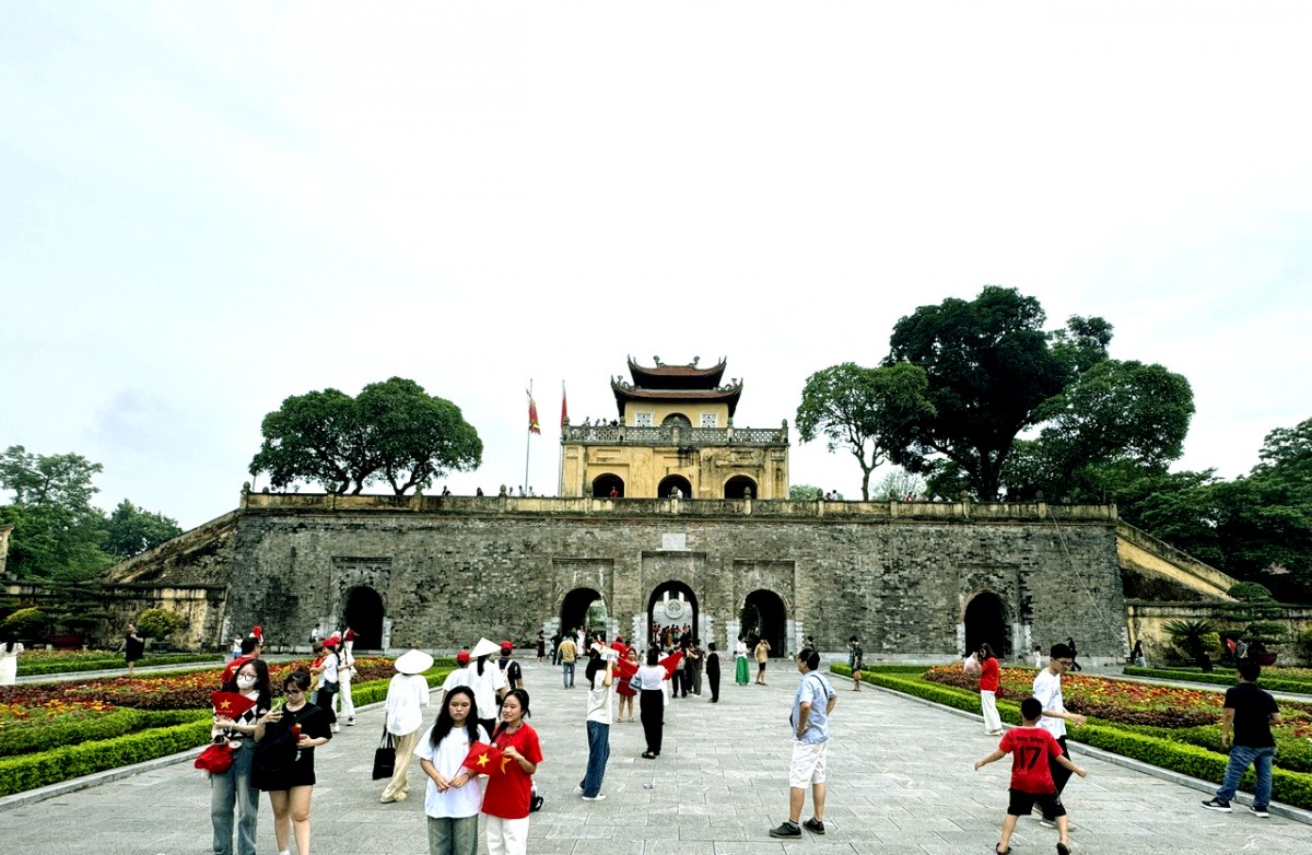 Trưng bày “Di sản văn hóa Việt Nam - Sức sống từ truyền thống đến hiện đại” tại 2 miền Bắc, Nam