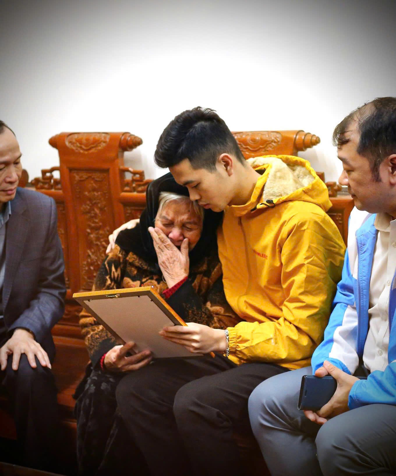 Chuyện về người trẻ viết tiếp ký ức lịch sử bằng công nghệ