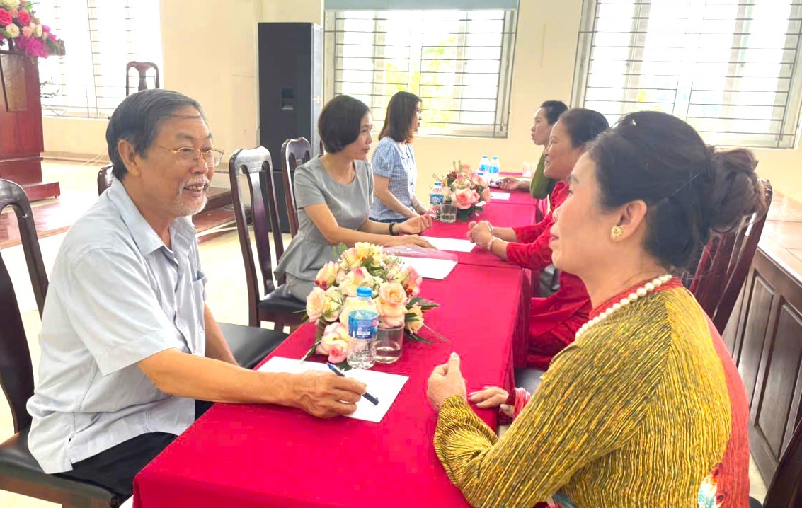 Hiểu luật để phụ nữ sống đúng, sống hạnh phúc