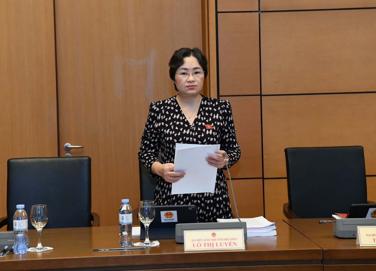 Cần khắc phục triệt để các “điểm nghẽn thể chế” và “điểm nghẽn hạ tầng số”