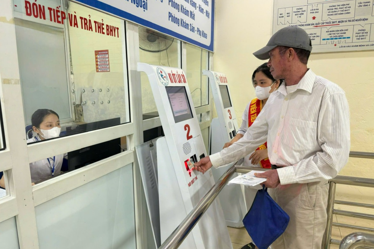 Đoàn viên công đoàn tiên phong trong chuyển đổi số y tế Thủ đô