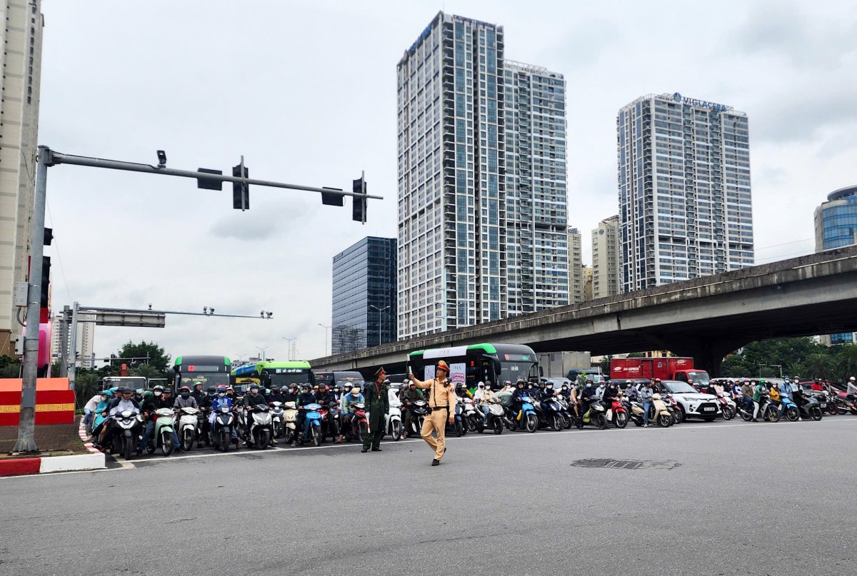 Hà Nội lắp camera AI nhận diện rõ đối tượng ở khoảng cách 500 - 700m