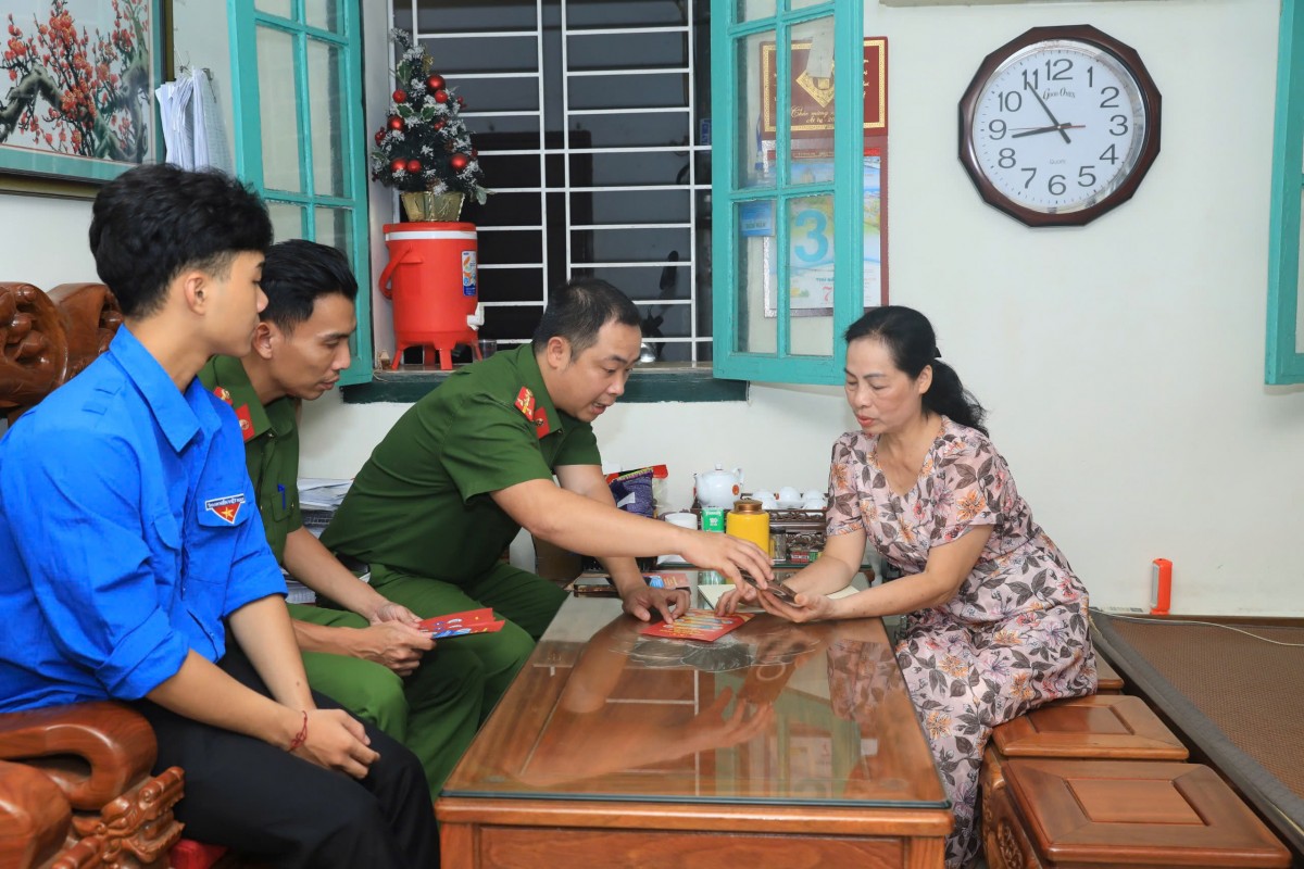 Bồi đắp văn hoá, phát huy sức mạnh con người Việt Nam trong kỷ nguyên mới