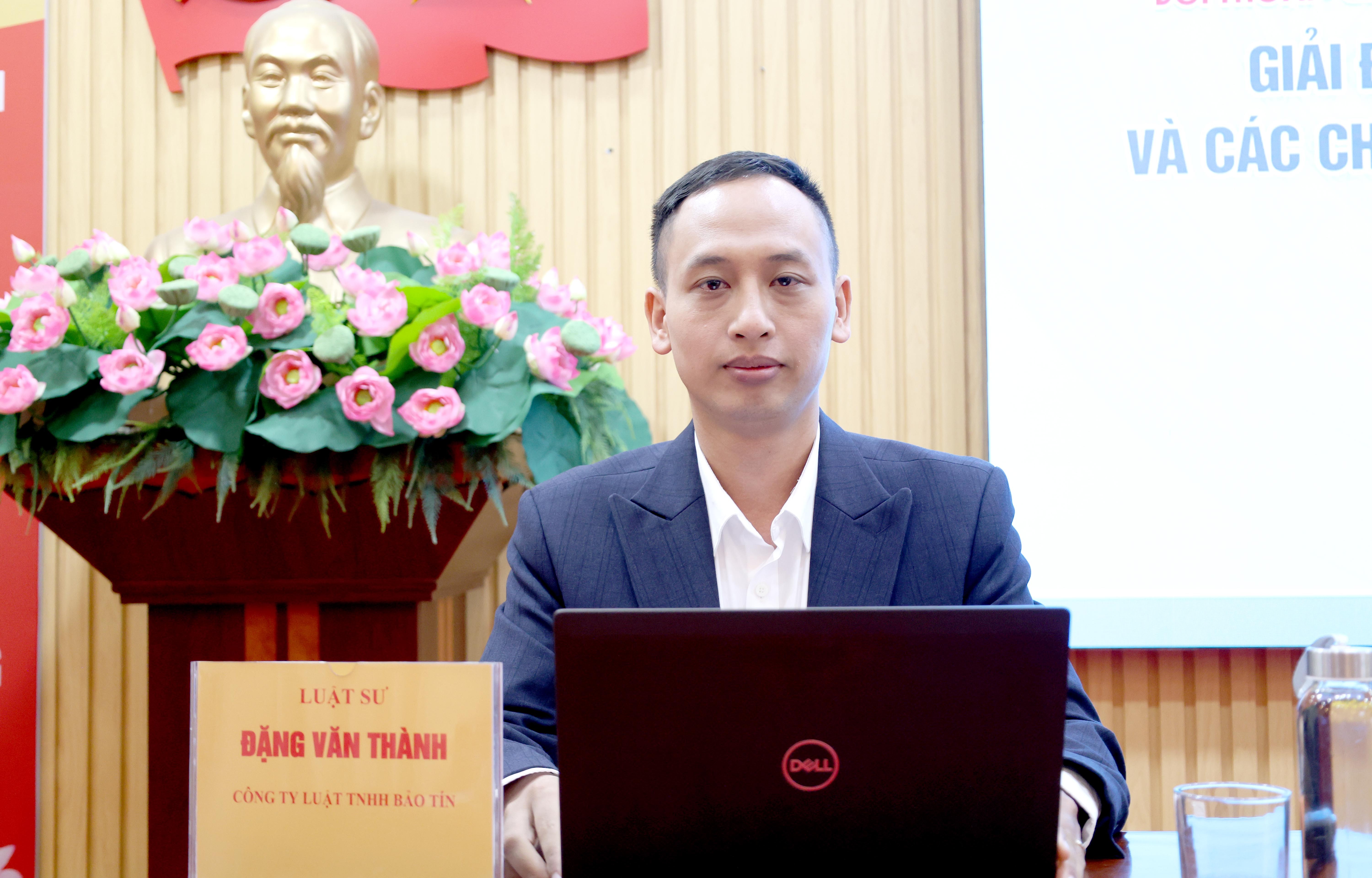 ĐANG TRỰC TUYẾN: Giải đáp về Đại hội Công đoàn cơ sở và các chính sách lao động, bảo hiểm xã hội