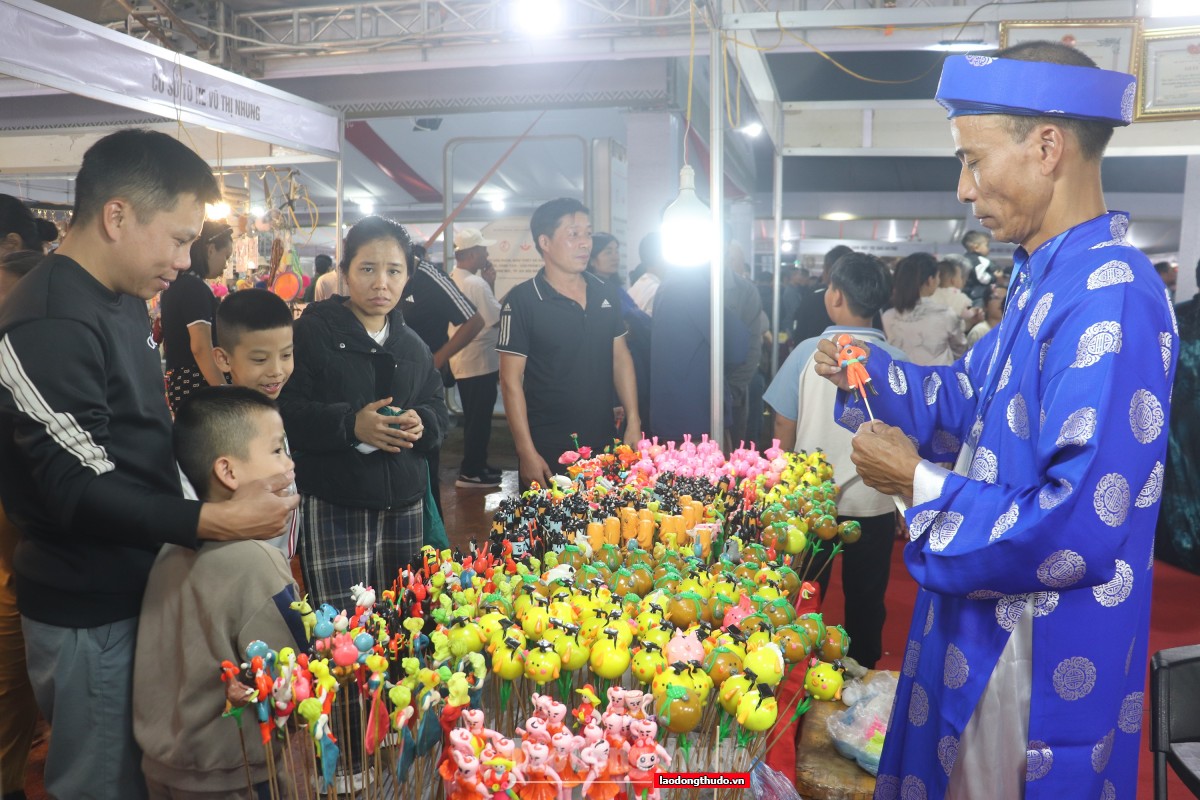 Phát huy giá trị sản phẩm và tinh thần sáng tạo tại các làng nghề