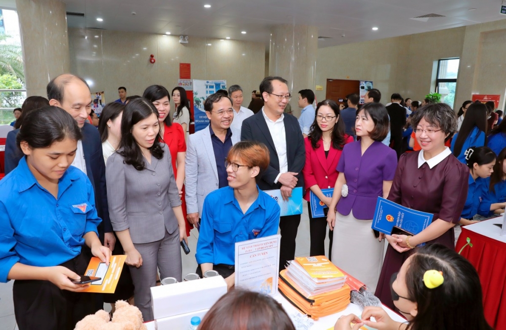 Đổi mới mô hình tư vấn, mở rộng kết nối thị trường lao động