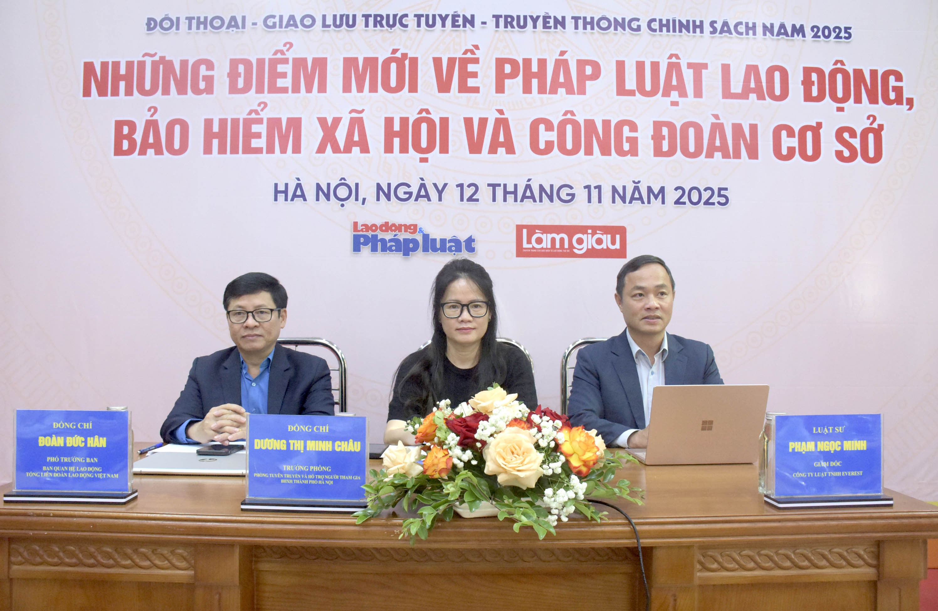 ĐANG TRỰC TUYẾN: Những điểm mới về pháp luật lao động, bảo hiểm xã hội và Công đoàn cơ sở