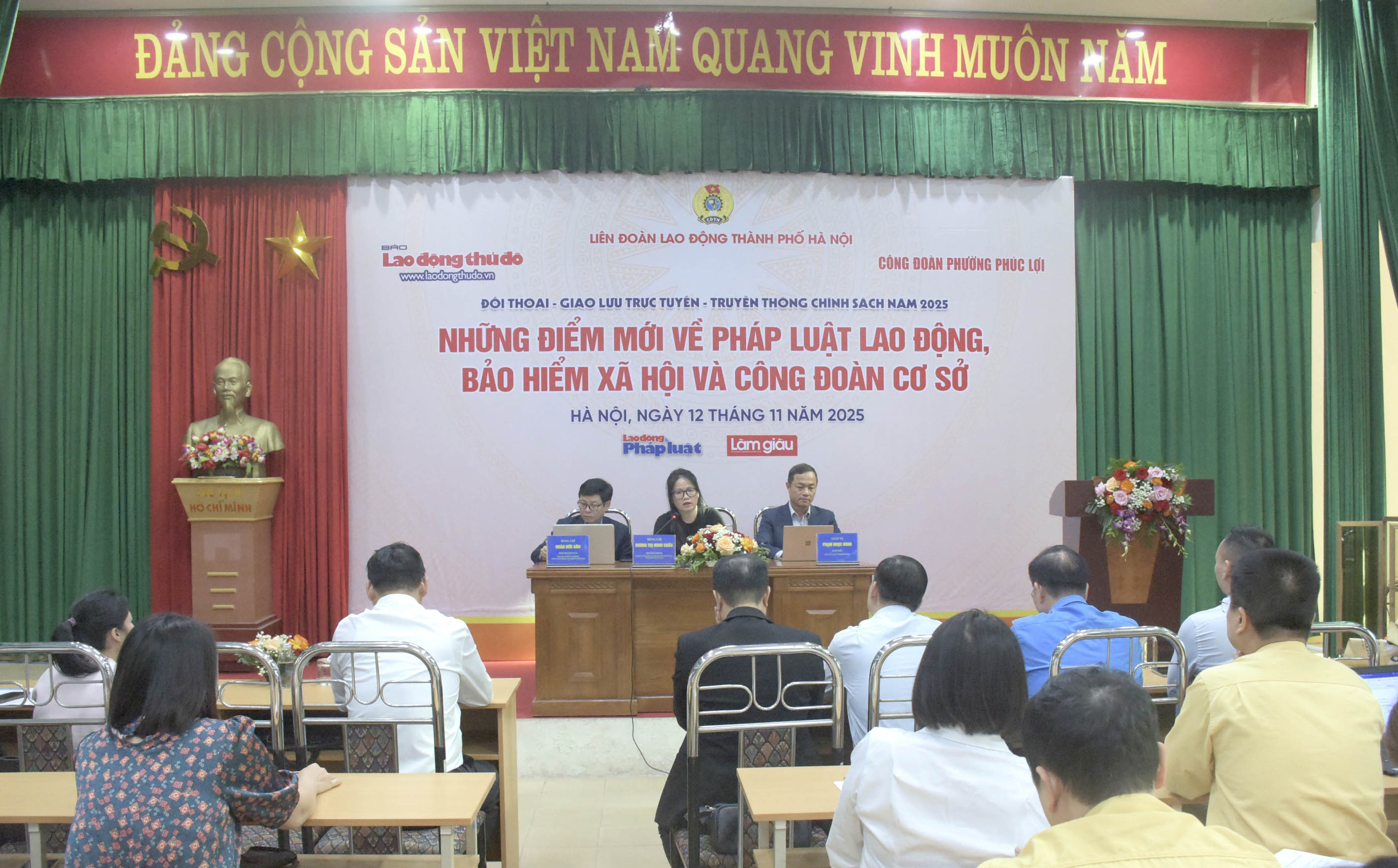 ĐANG TRỰC TUYẾN: Những điểm mới về pháp luật lao động, bảo hiểm xã hội và Công đoàn cơ sở