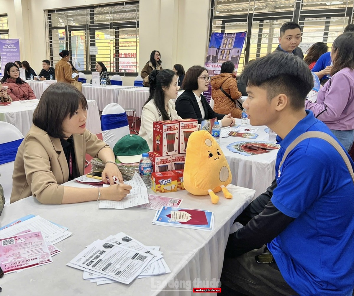 1.479 chỉ tiêu tuyển dụng tại Ngày hội tư vấn và giao dịch việc làm phường Phú Thượng