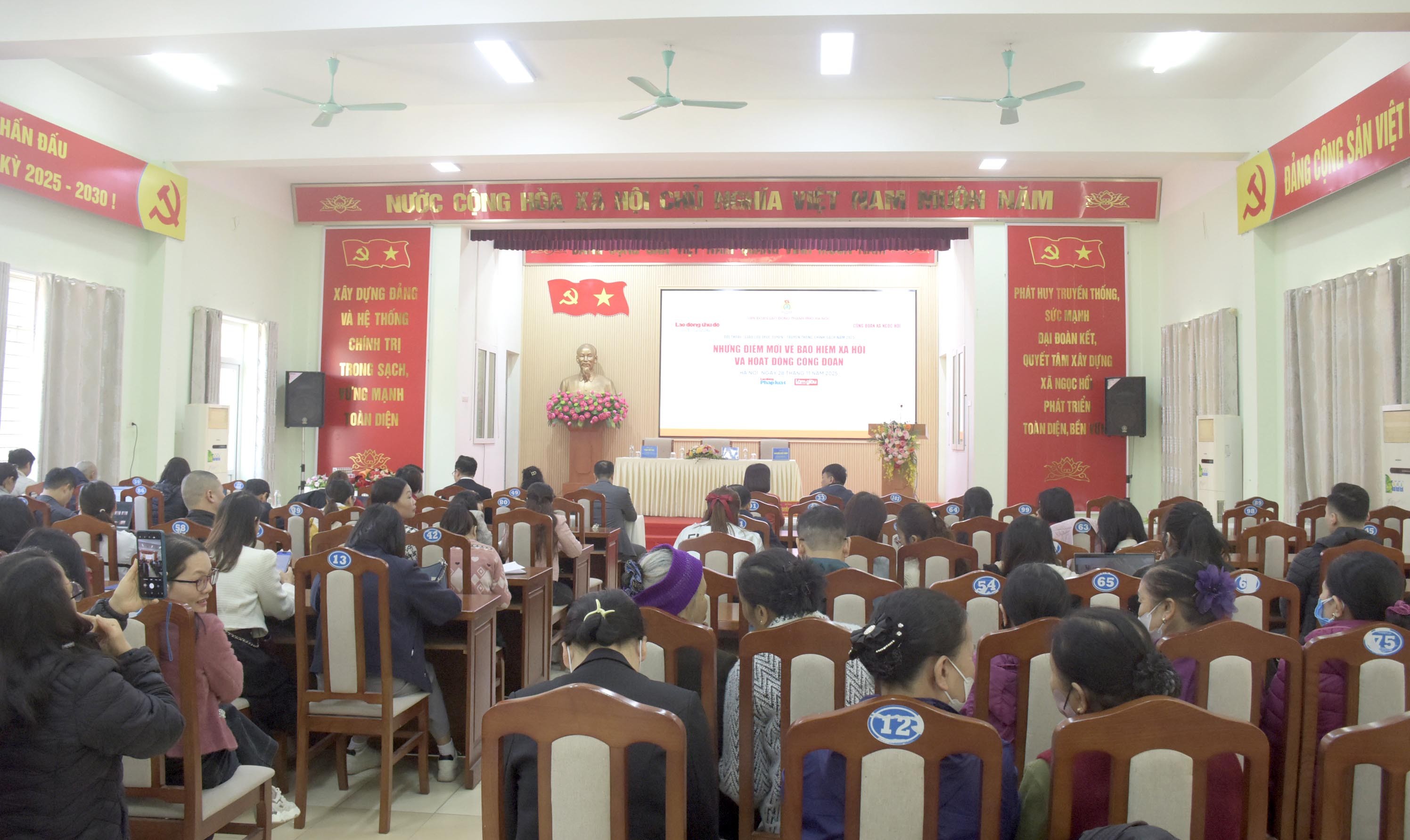 TRỰC TUYẾN: Chính sách mới về bảo hiểm xã hội và hoạt động công đoàn năm 2025