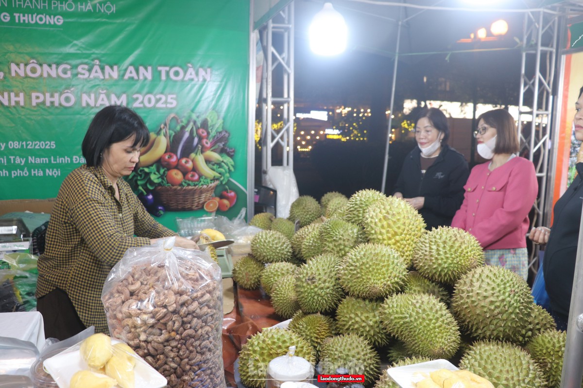 Hà Nội: Khai mạc Hội chợ trái cây, nông sản an toàn các tỉnh, thành phố năm 2025