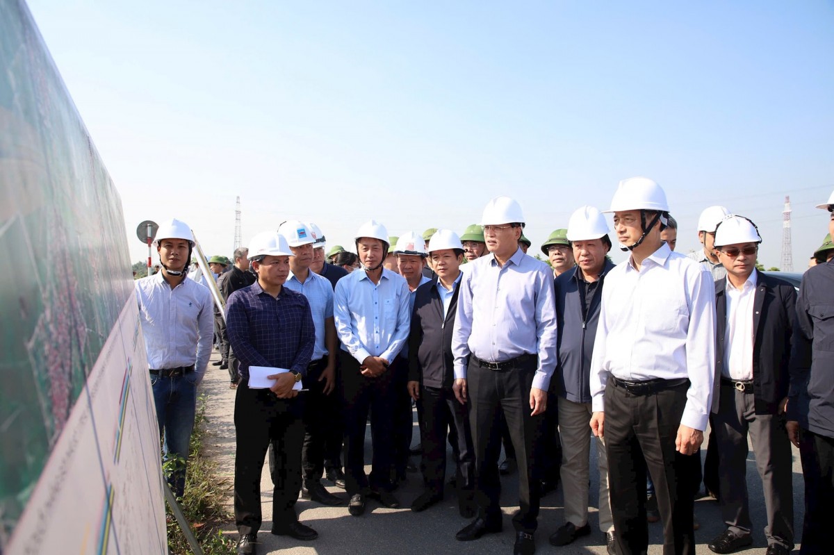 Nỗ lực đưa dự án đường Vành đai 4 - Vùng Thủ đô về đích Nỗ lực đưa dự án đường Vành đai 4 - Vùng Thủ đô về đích