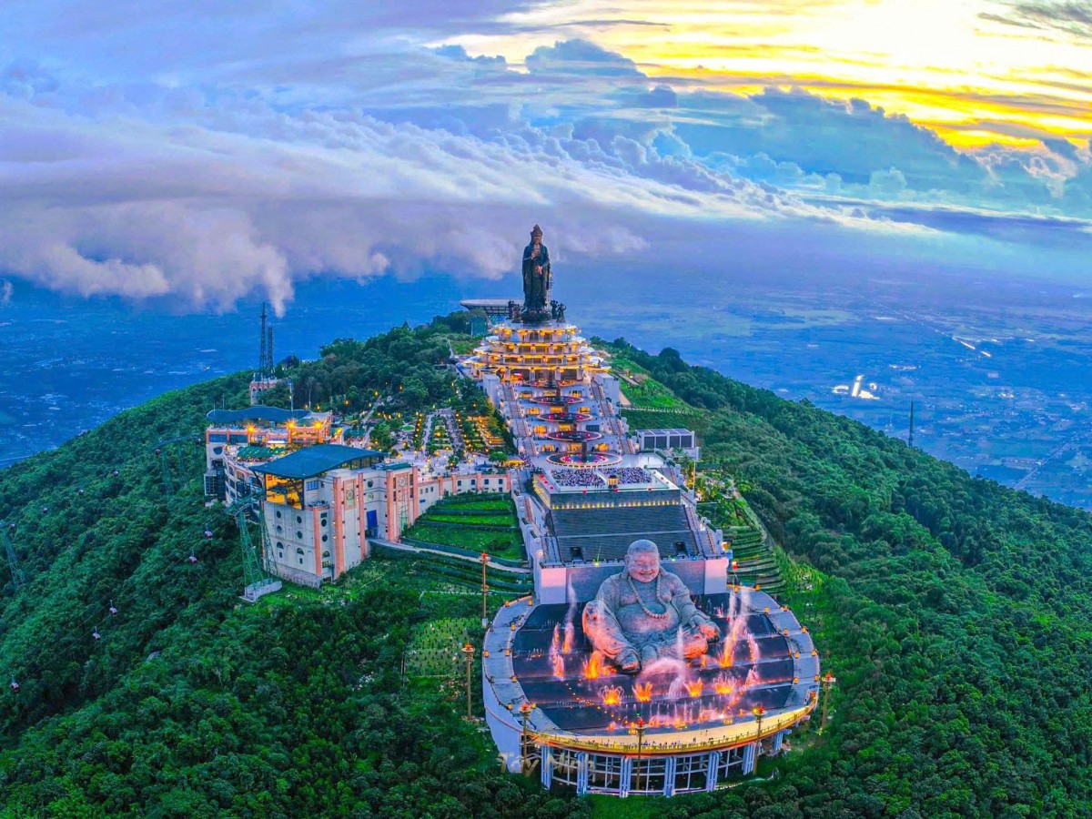 Ngày 29/12 sẽ diễn ra Lễ An vị Tôn Tượng Đức Phật Câu Na Hàm trên núi Bà Đen