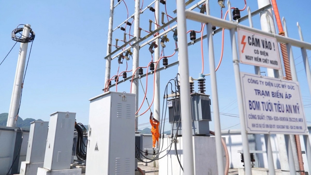 EVNHANOI khẳng định vai trò trong công tác cung ứng điện cho Thủ đô