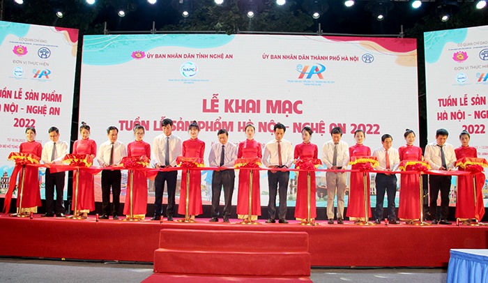 Tưng bừng “Tuần lễ sản phẩm Hà Nội - Nghệ An" năm 2022