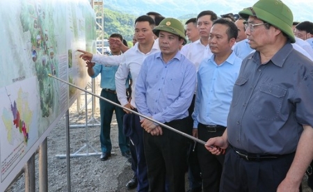 Thủ tướng khảo sát dự án sân bay Sa Pa, đường nối cao tốc Nội Bài - Lào Cai tới Sa Pa