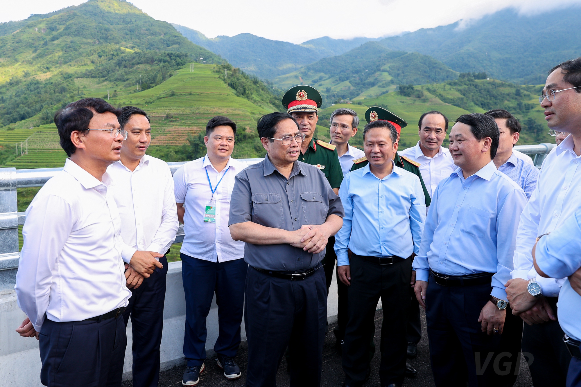 Thủ tướng khảo sát dự án sân bay Sa Pa, đường nối cao tốc Nội Bài - Lào Cai tới Sa Pa - Ảnh 6.