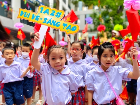 Hơn 2,2 triệu học sinh Thủ đô hân hoan chào đón năm học mới