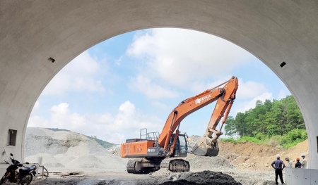 Lựa chọn nhà thầu đủ năng lực làm đường cao tốc bắc-nam