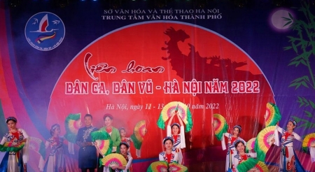 Sôi nổi Liên hoan dân ca, dân vũ Hà Nội